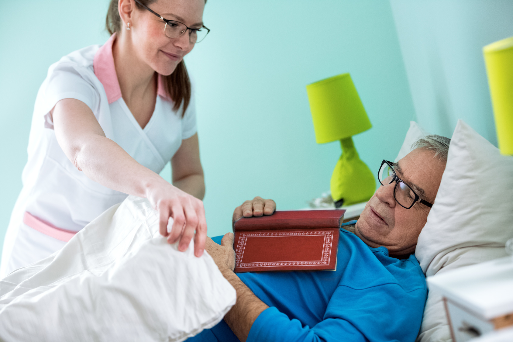 how-to-make-overnight-caregiving-easier-elderly-home-care-blog